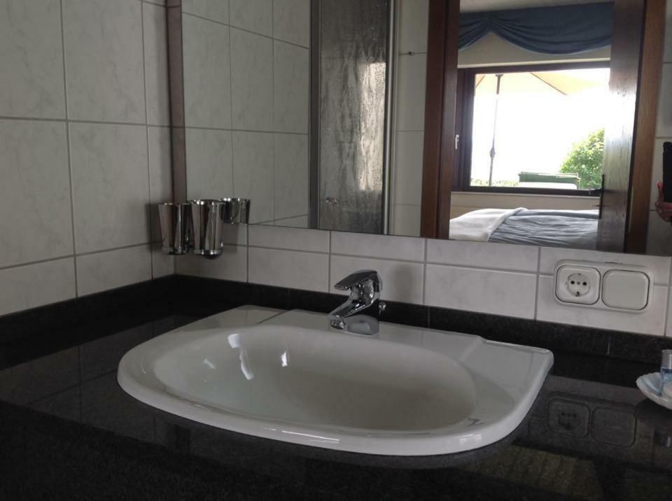 Haus Diana Bed and Breakfast Dottingen  Eksteriør billede