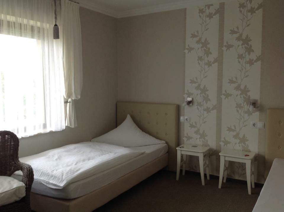 Haus Diana Bed and Breakfast Dottingen  Eksteriør billede