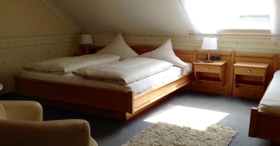 Haus Diana Bed and Breakfast Dottingen  Eksteriør billede